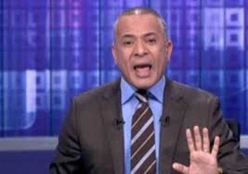 أحمد موسى بيصوت على الهواء بسبب أسعار الفراخ: إلحقونا بسرعة