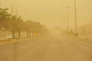 عاجل - المركز الوطني للأرصاد يكشف حالة الطقس المتوقعة غداً بالسعودية : رياح ورمال