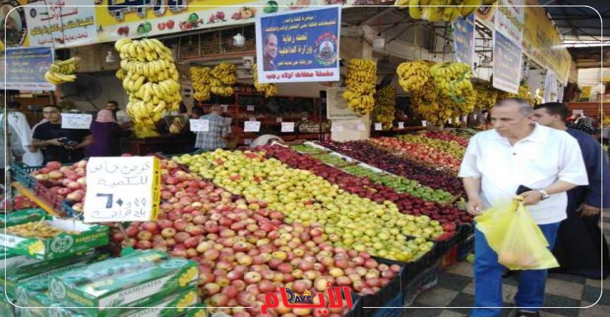 البطيخ في الأسواق