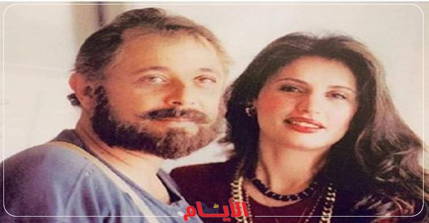محمود عبد العزيز وزوجته