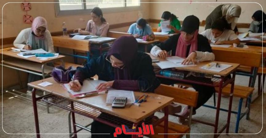 امتحانات طلاب الثانوية