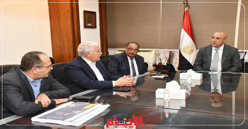 وزير الإسكان