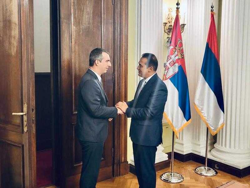 بالصور .. السفير المصري بصربيا يلتقي فلاديمير أورليتش رئيس البرلمان الصربي