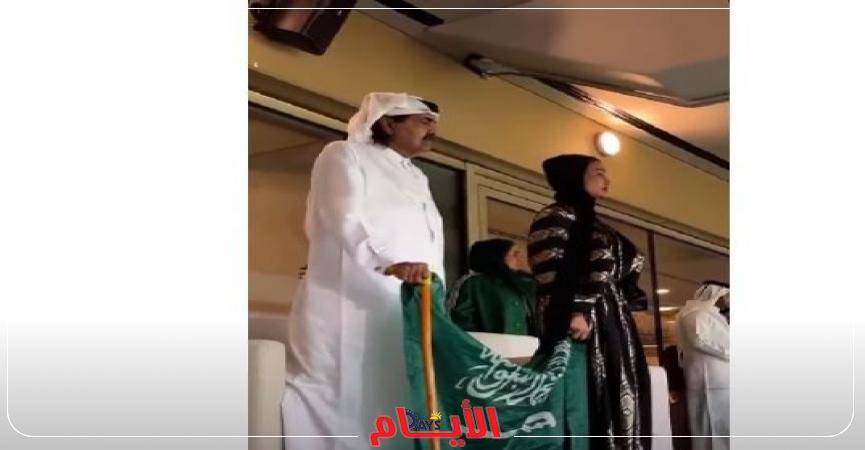 والد أمير قطر وزوجته الشيخة موزة